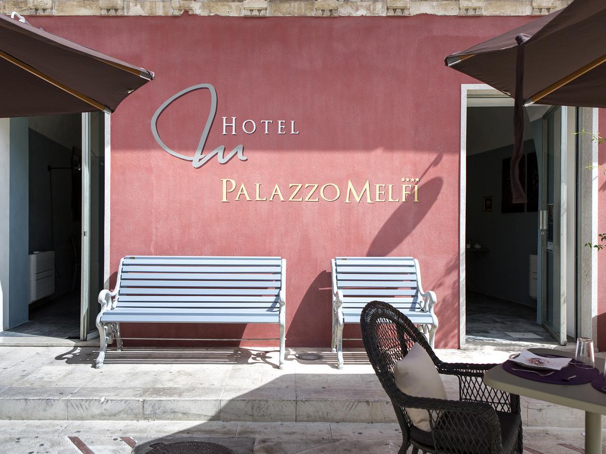 Palazzo Melfi Hotel Comiso Exterior photo